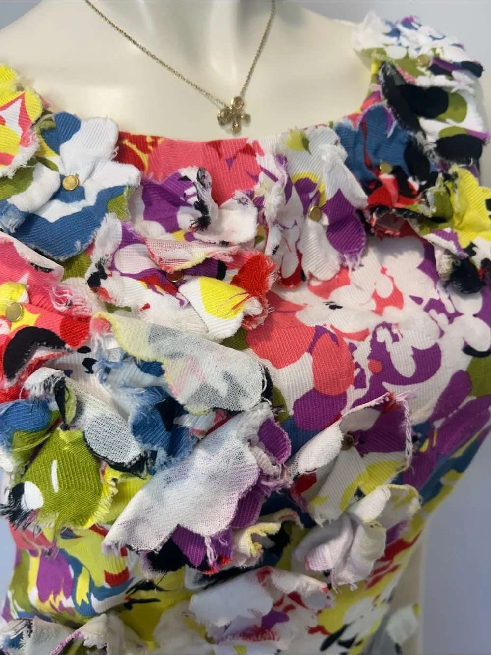 Gorgeous MUSE White Dress with Multicolor Floral Appliqué❤️4 - Picture 4 of 10